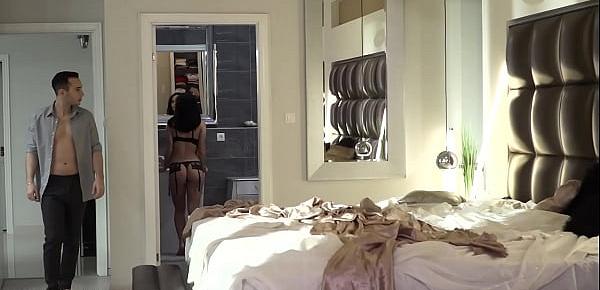 21Sextury Jessy Jey Gets Dolled Up For The Best Deepthroat and Anal Ever!